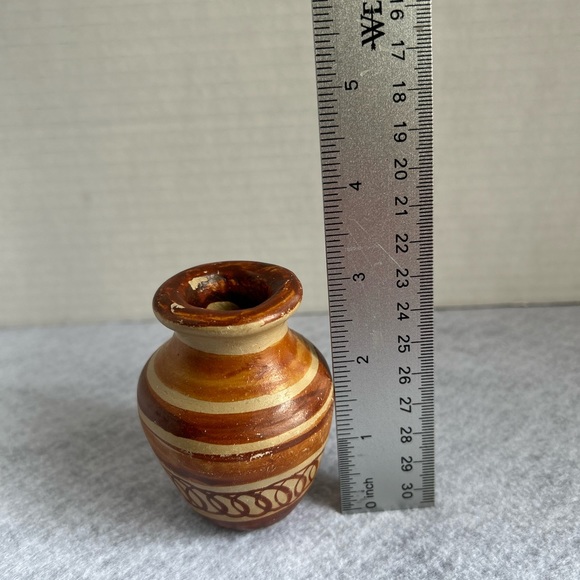 Vintage Pottery Vase - Picture 5 of 7